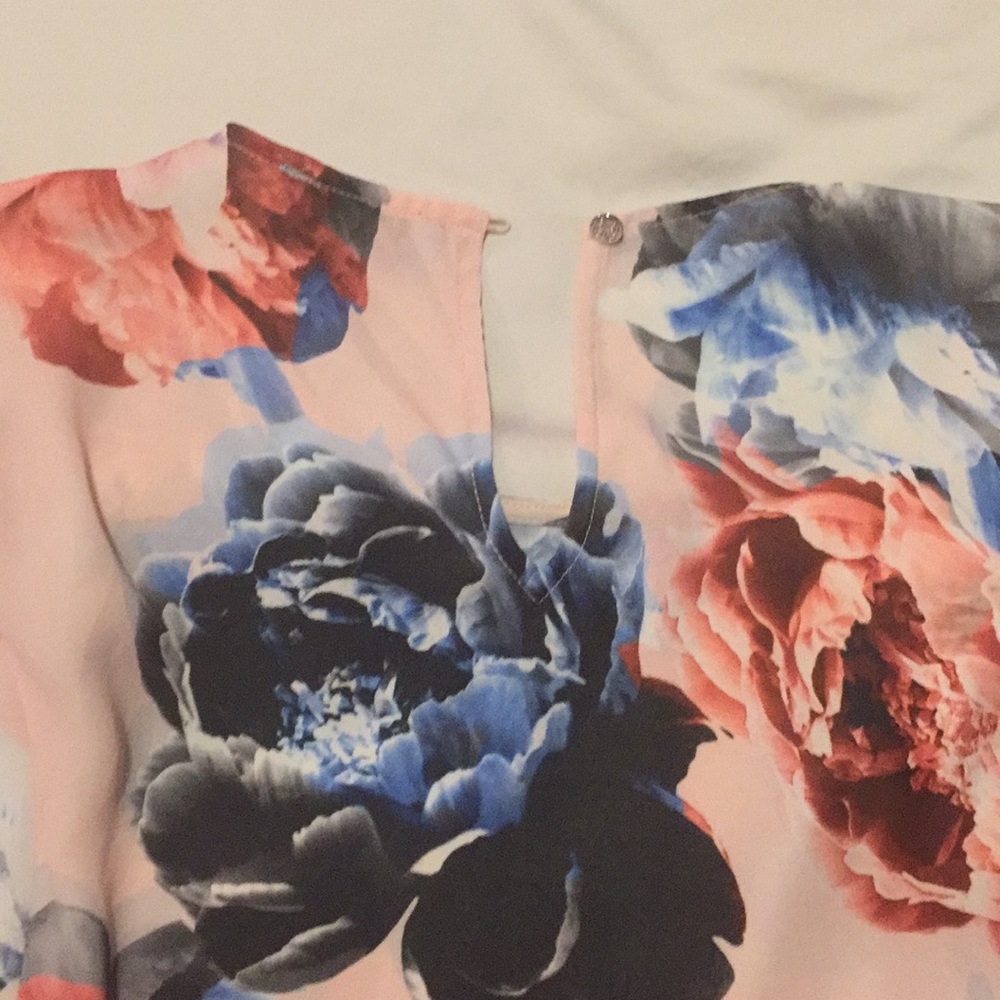 Shirt - Picture 3 of 3